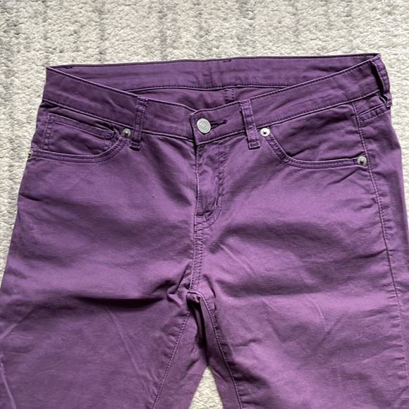 26x33 womens purple Uniqlo jeans - Picture 2 of 5